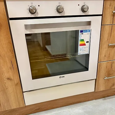 Vidolux - Free Garage And Fast Wifi شقة